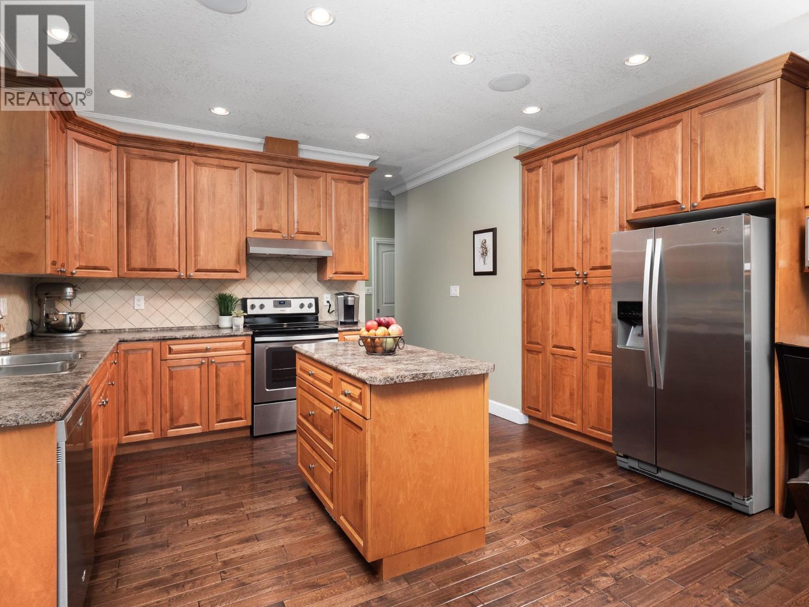 2450 MCTAVISH ROAD - 10
