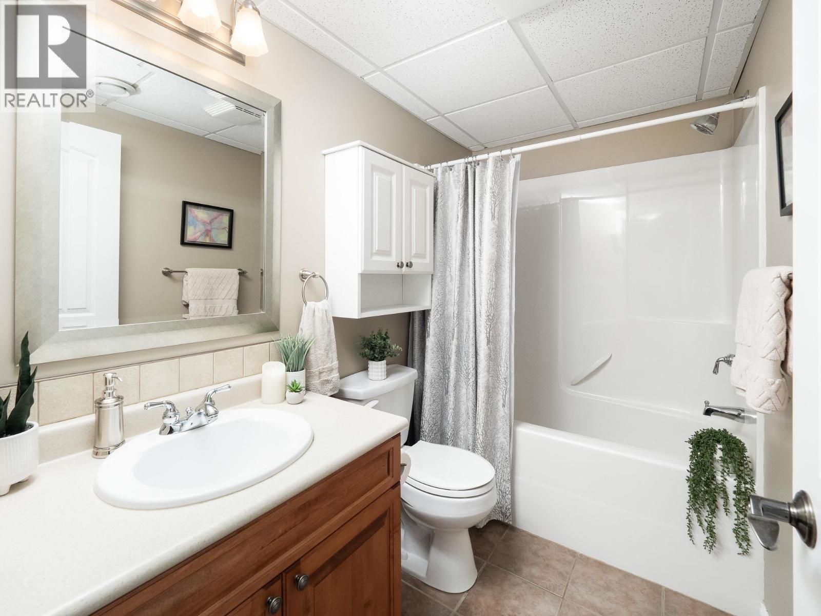 2450 MCTAVISH ROAD - Image 30