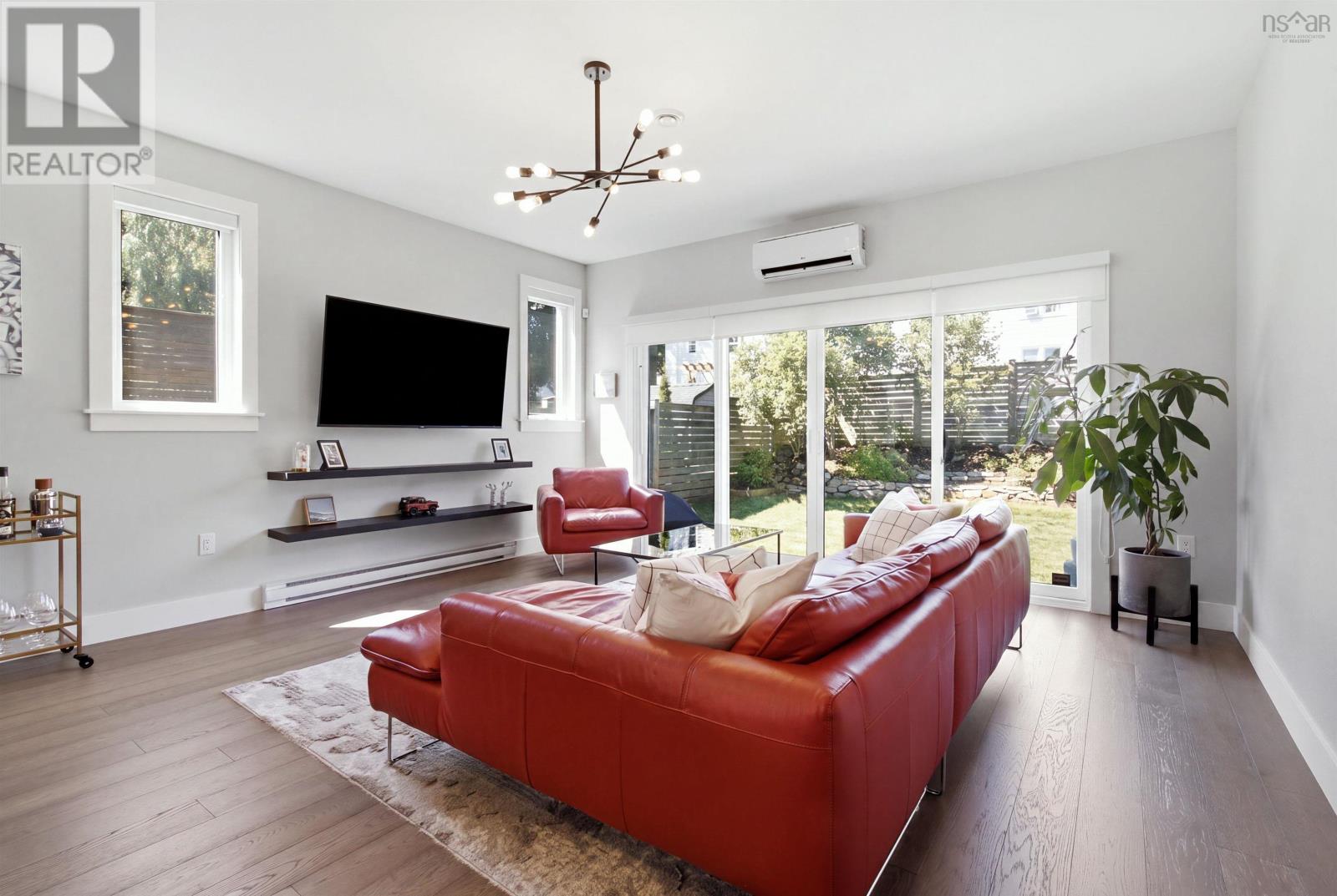 13B Central Avenue - Image 7