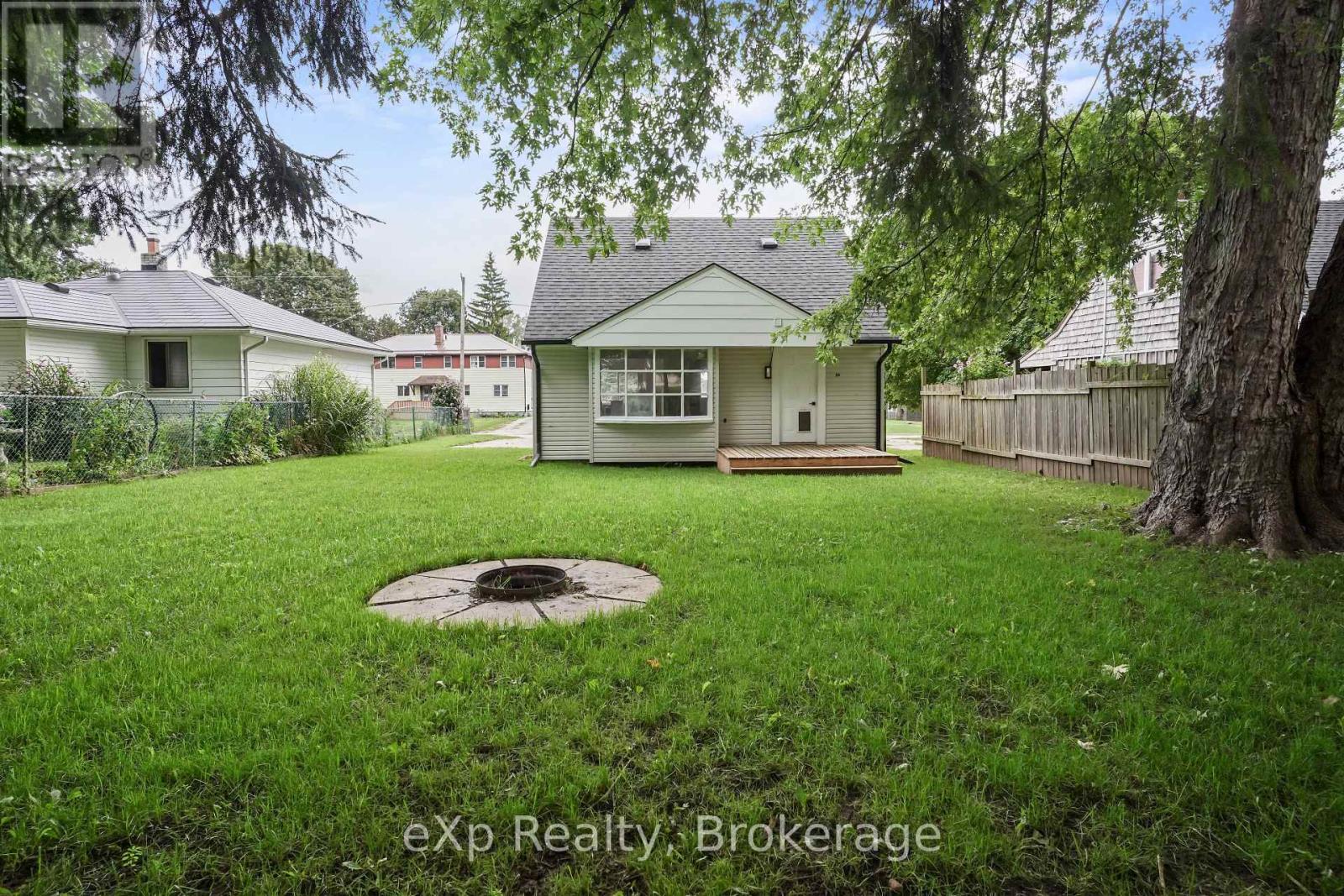 84 VICTORIA BOULEVARD - Image 37