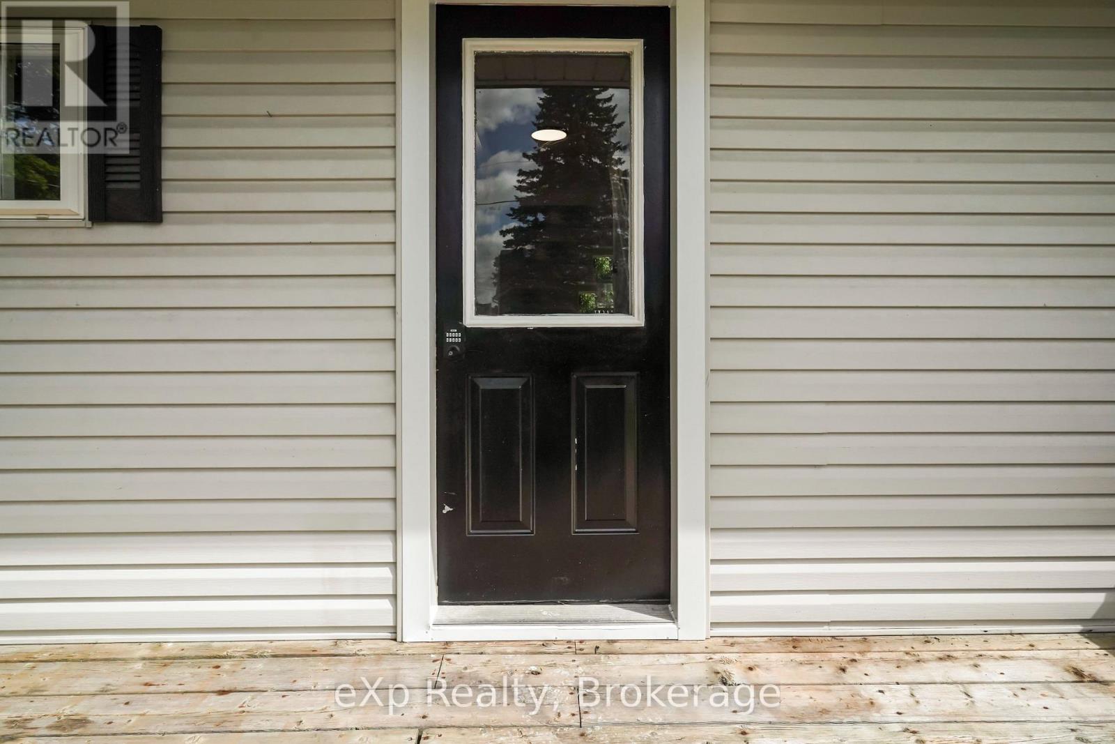 84 VICTORIA BOULEVARD - Image 4