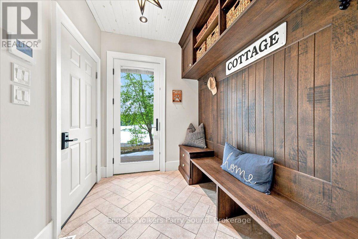 86 DAVIS DRIVE - Image 24