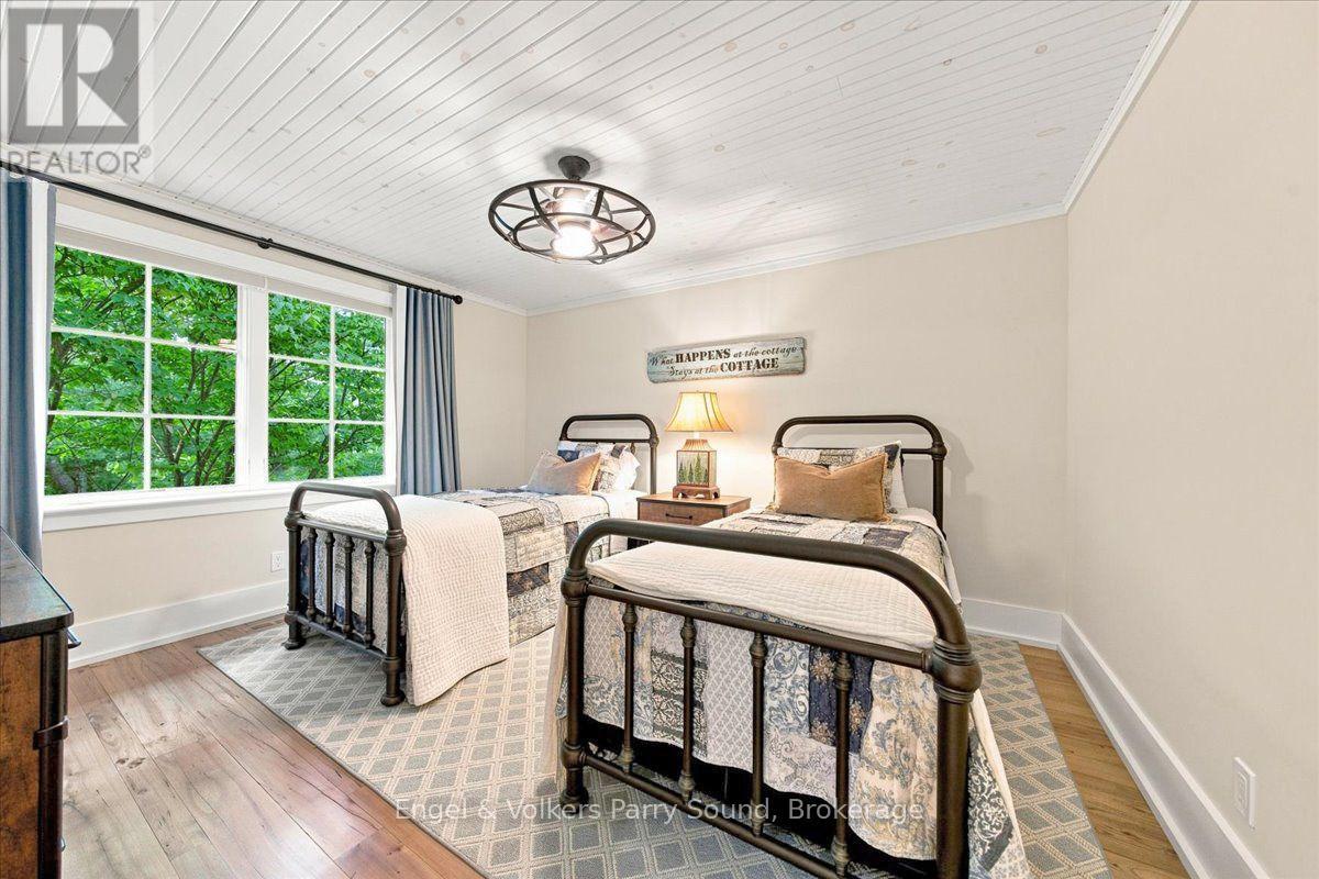 86 DAVIS DRIVE - Image 39