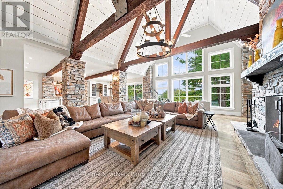 86 DAVIS DRIVE - Image 5