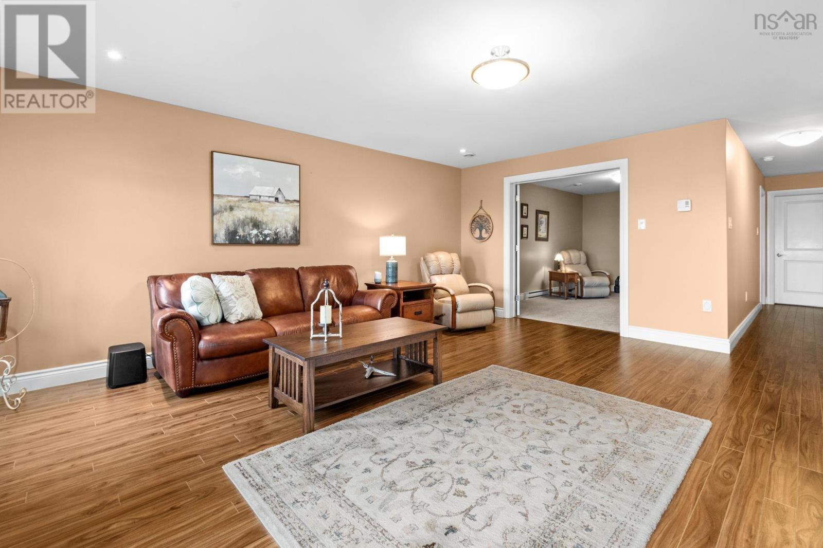 22 Chaucer Lane - Image 25