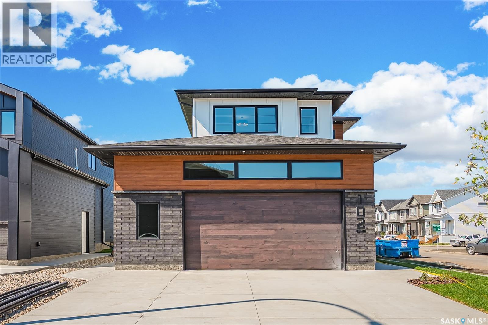 102 Cockcroft MANOR - 34