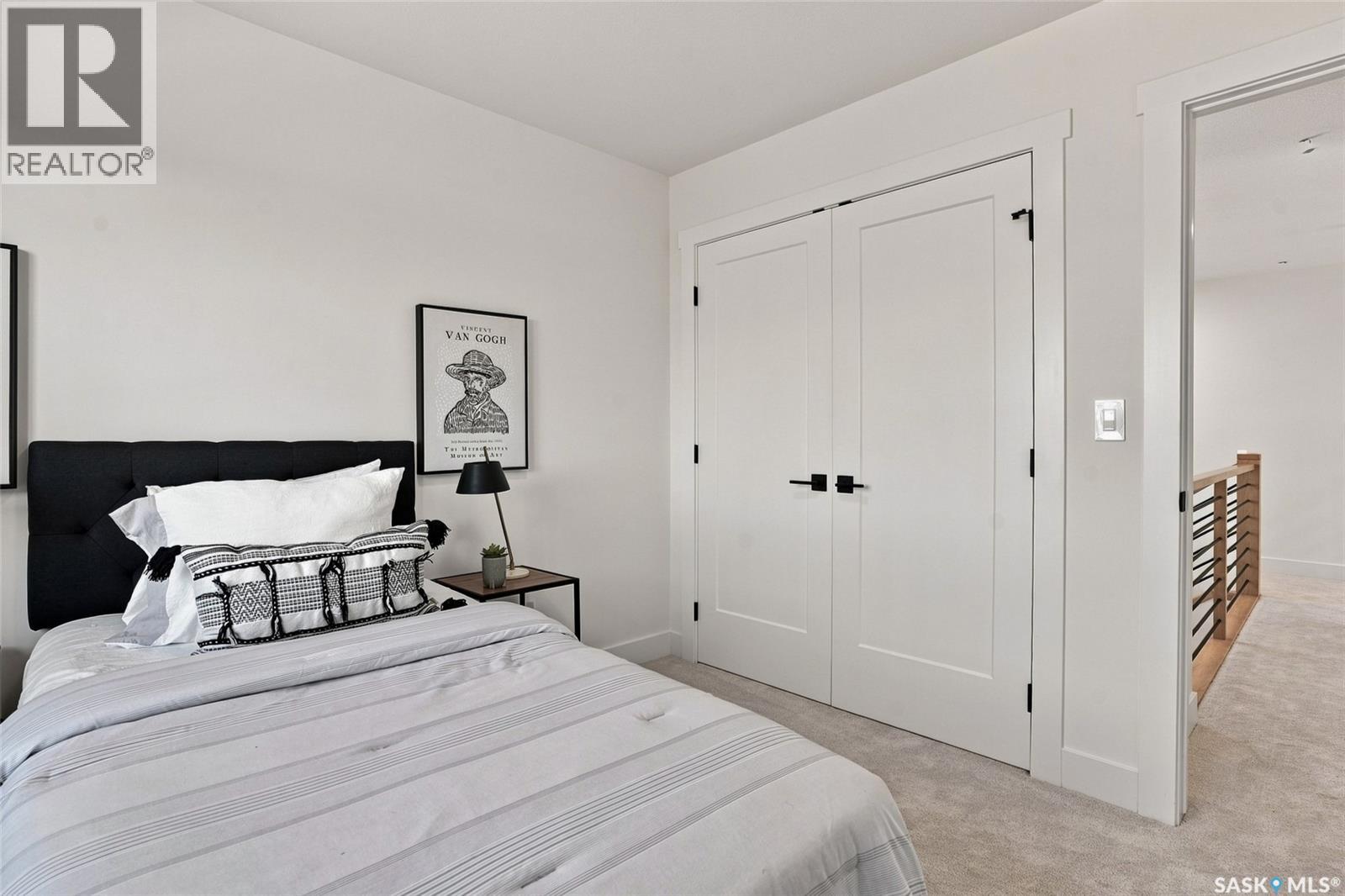 102 Cockcroft MANOR - 24