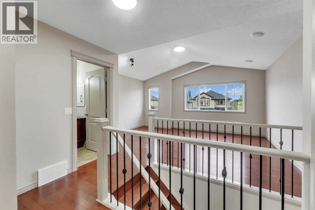 263 Royal Birch Way NW - 20