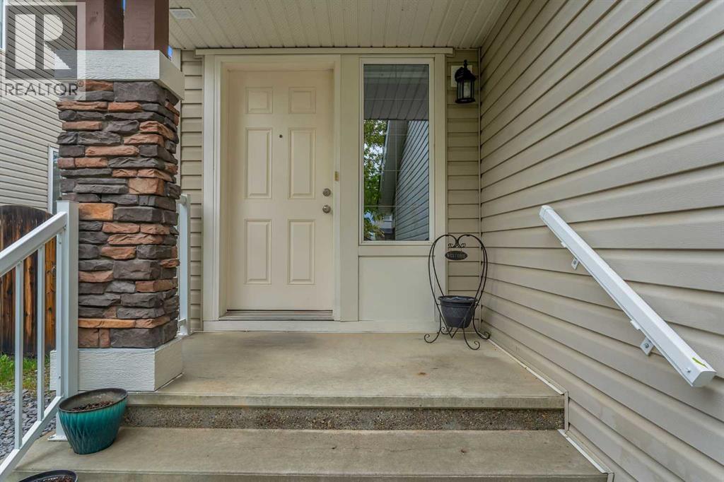 263 Royal Birch Way NW - 2