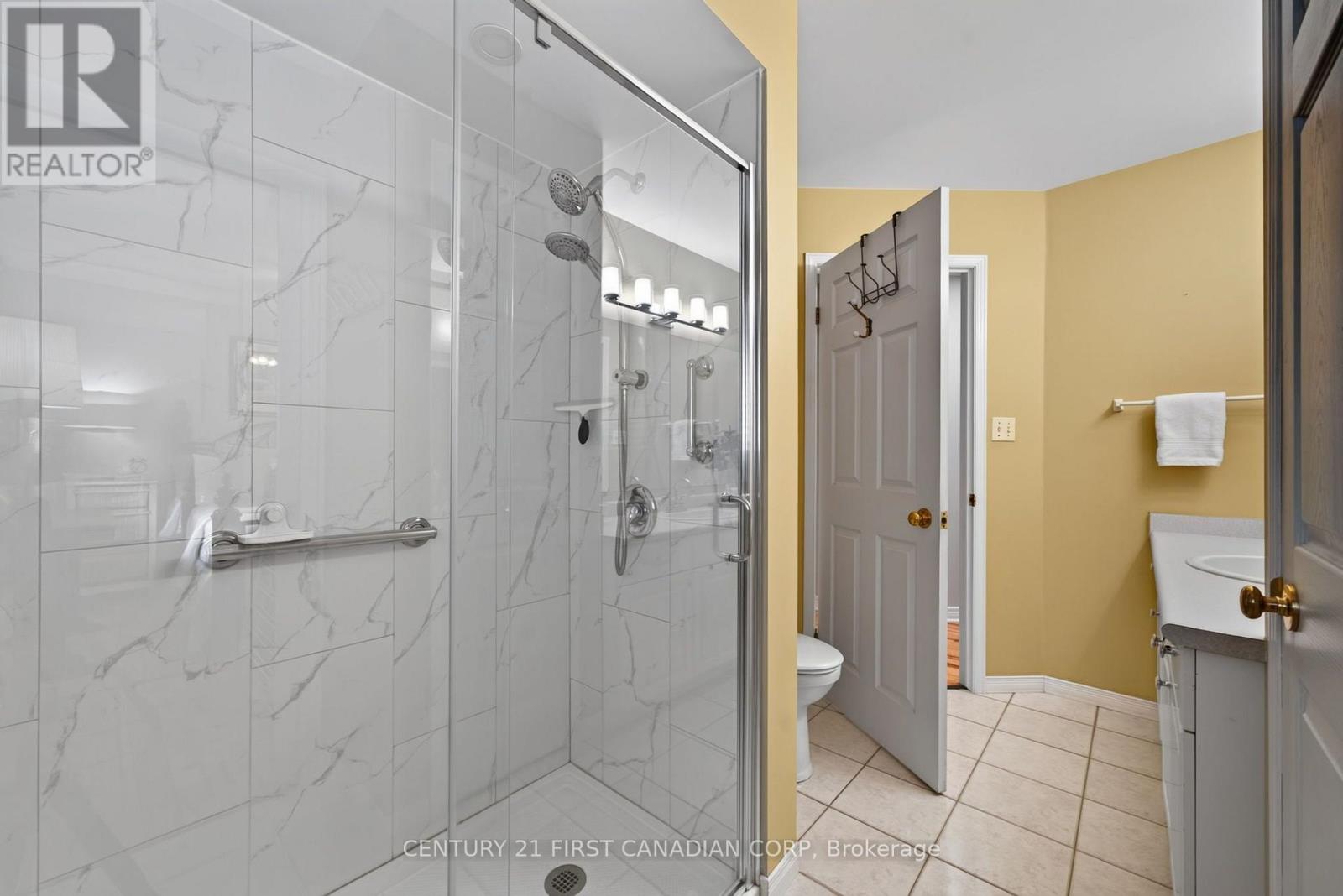 67 MOFFATT LANE - Image 23