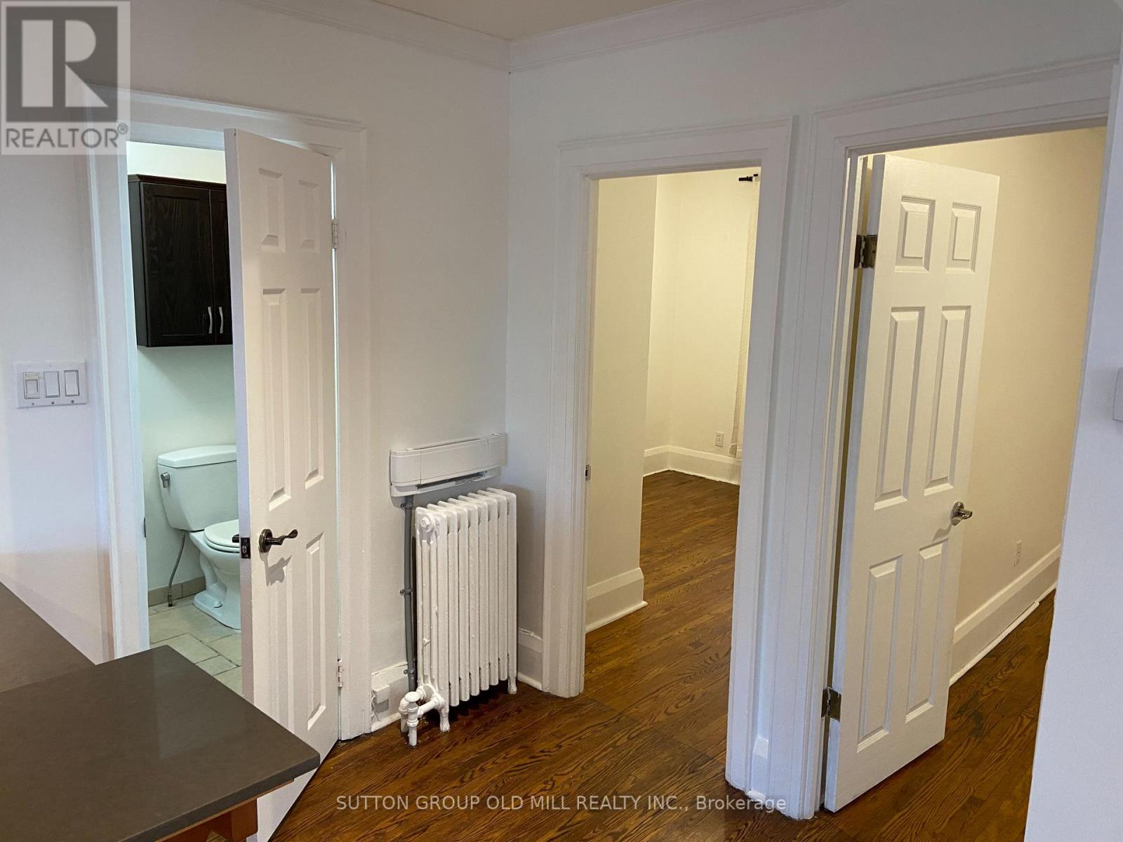 46 RICHARD AVENUE - 16