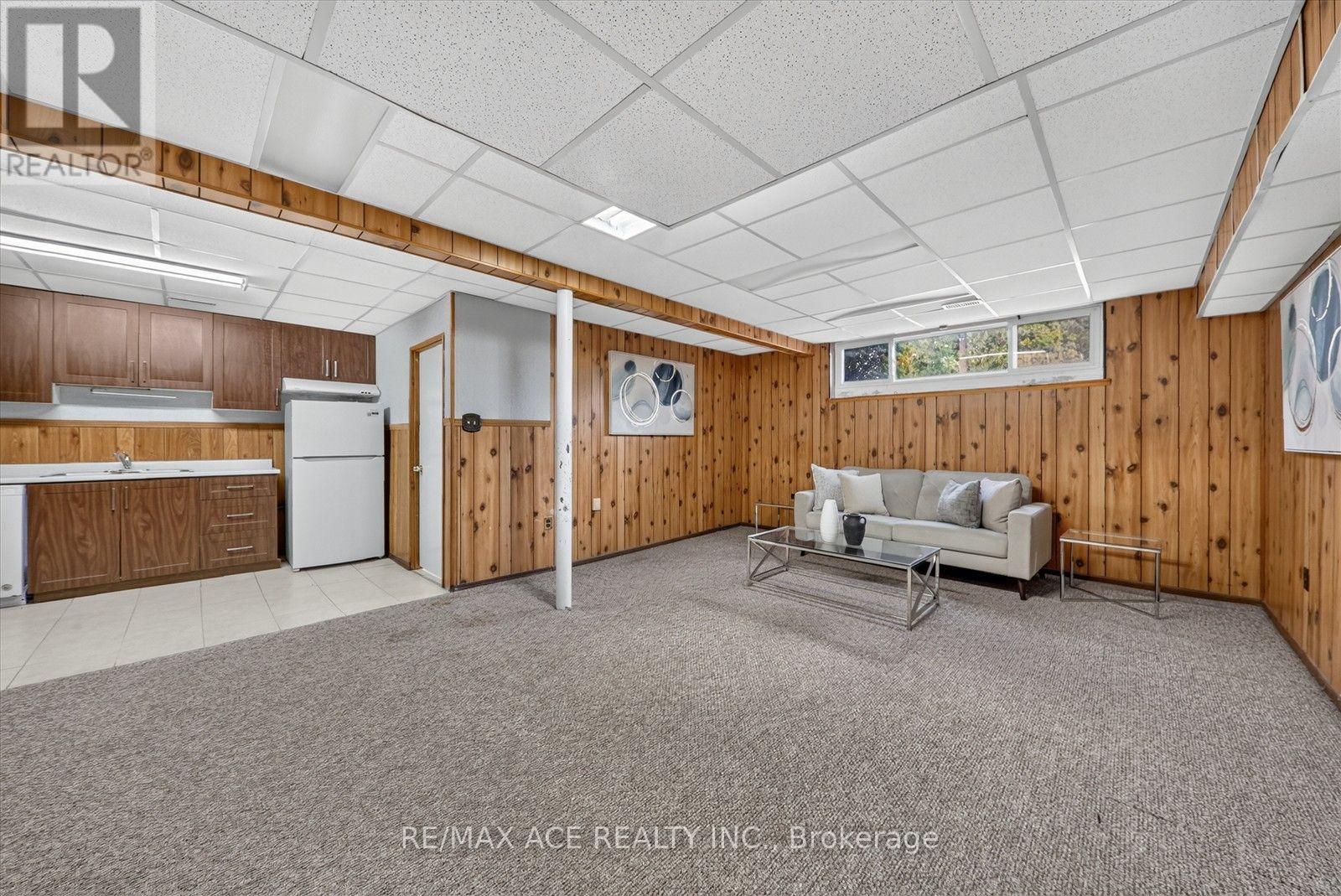 100 MERKLEY SQUARE - 35