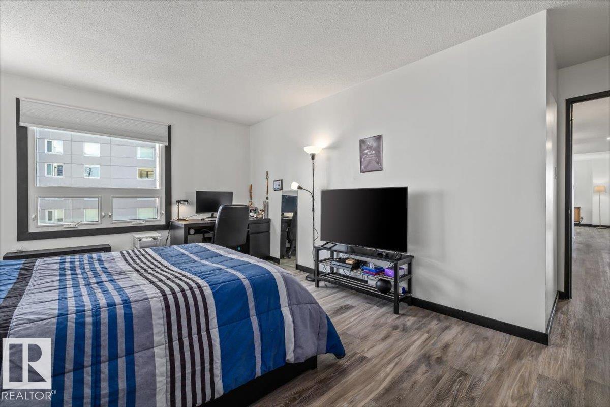 #906 12303 JASPER AV NW - 20