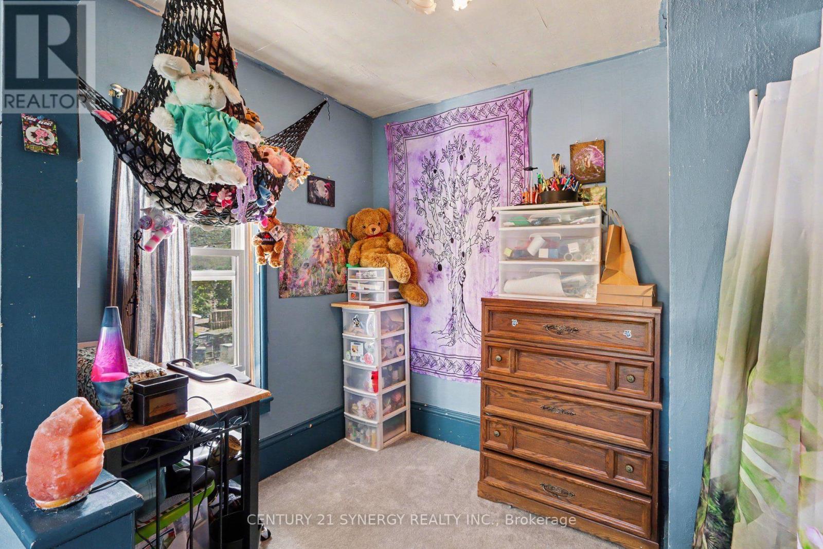37 SMITHS FALLS AVENUE - Image 18