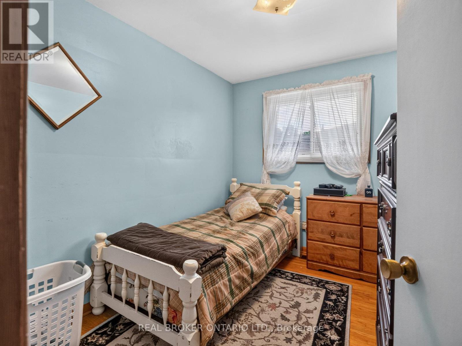 307 KILGOUR AVENUE - 17