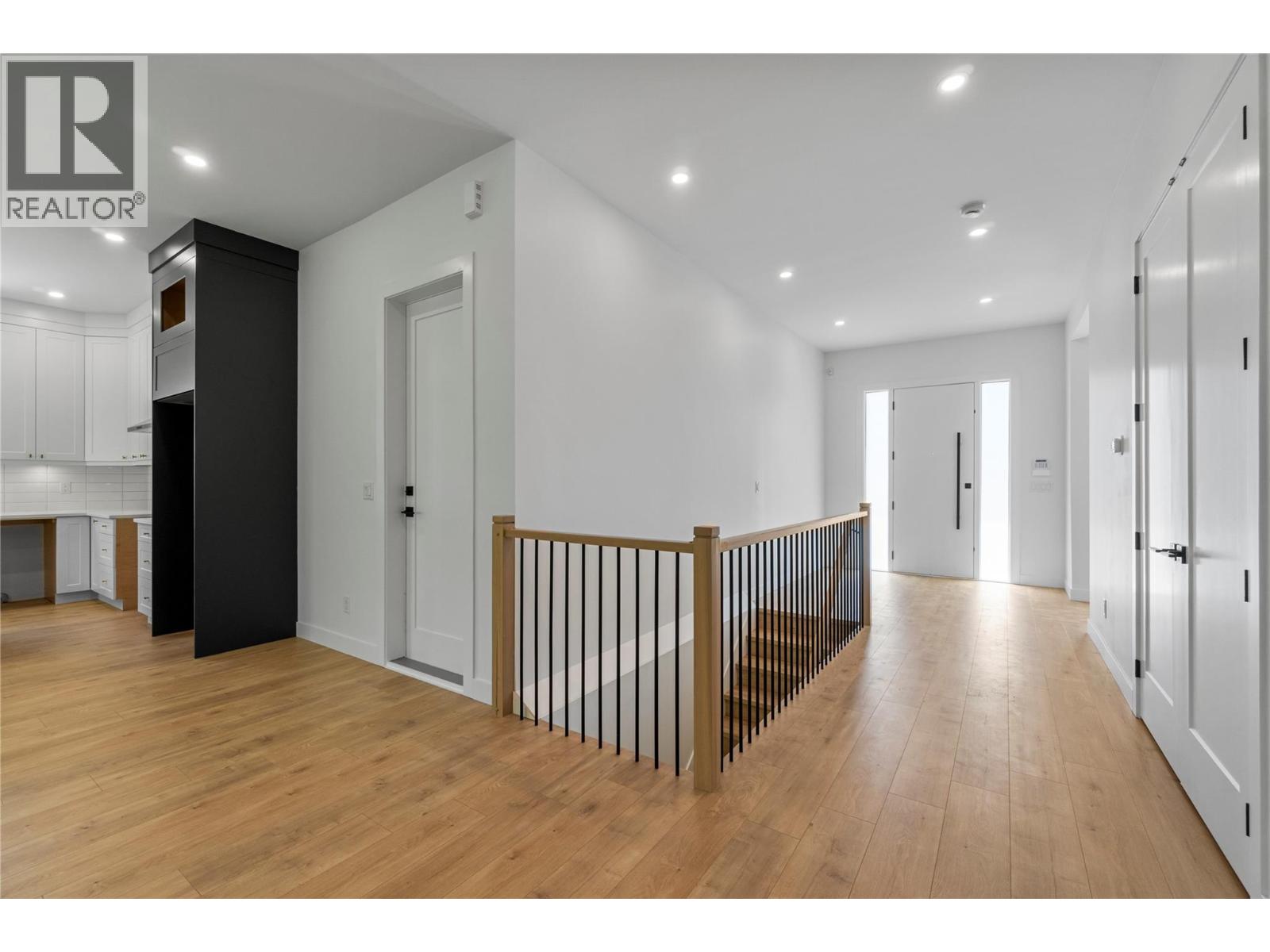 4221 69 Avenue NE - Image 32