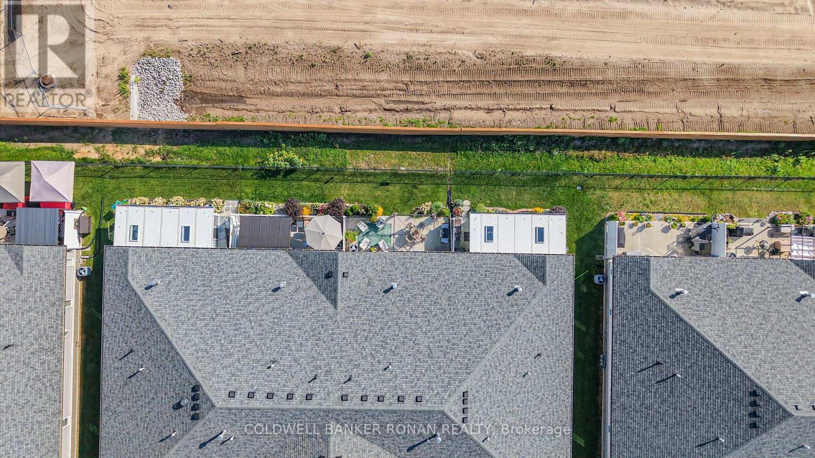 82 IVY CRESCENT - 28