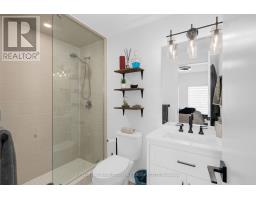 Laundry room - 602 - 10 Culinary Lane, Barrie, ON L9J0K2 Photo 8