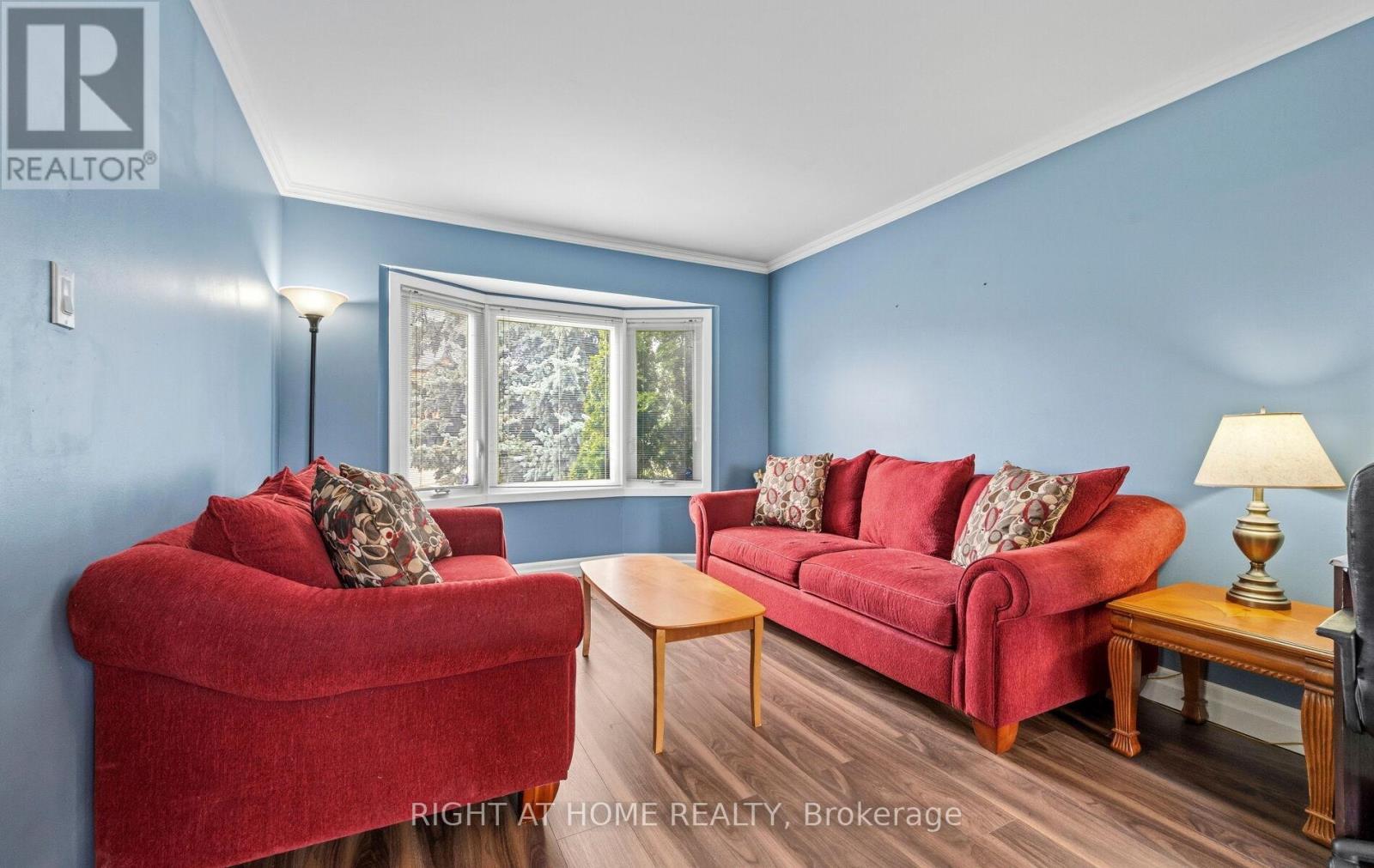 72 BRYDON CRESCENT - 10