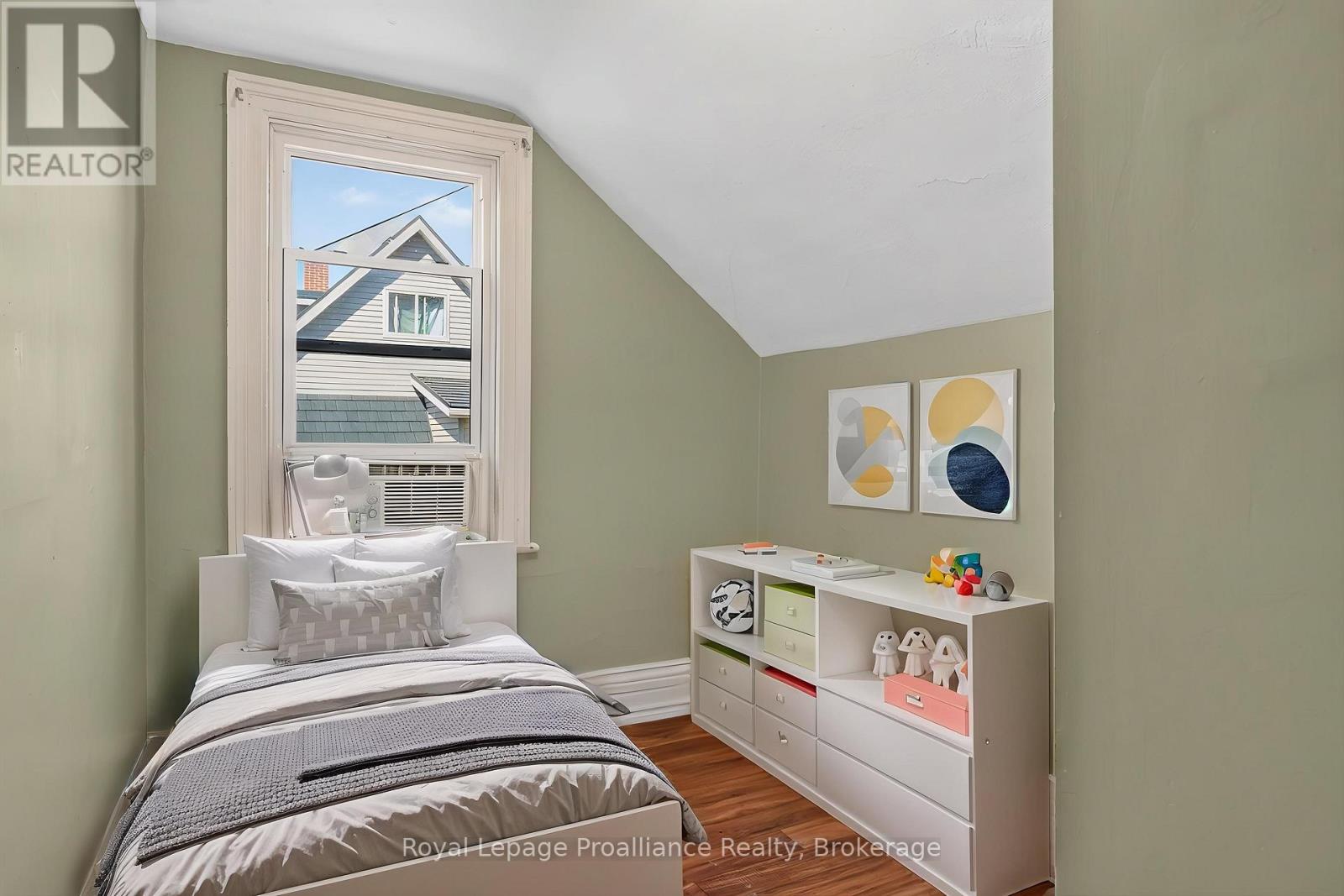 277 REID STREET - 35
