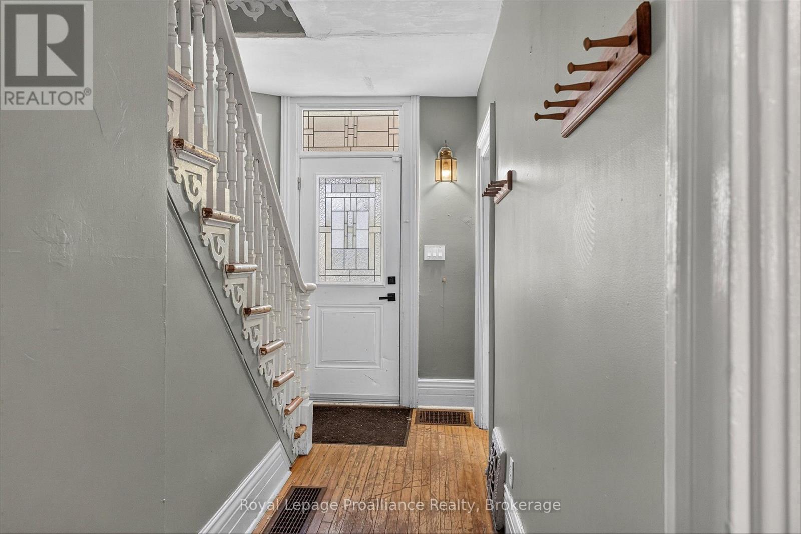 277 REID STREET - 9