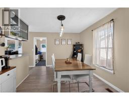 Kitchen - 306 George Street, Dunnville, ON N1A2T6 Photo 9