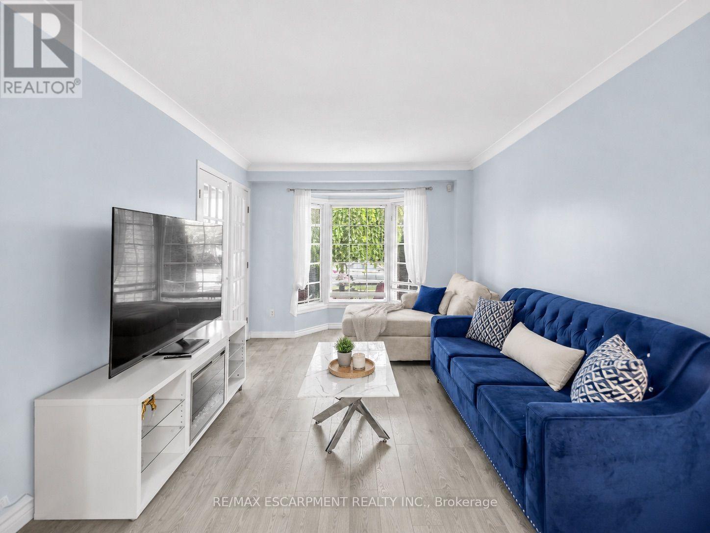 172 ALDERLEA AVENUE - 10