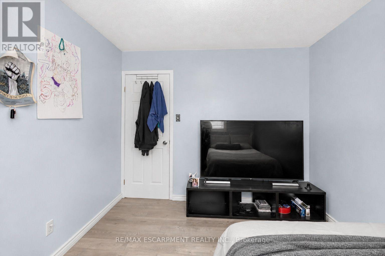 172 ALDERLEA AVENUE - 28