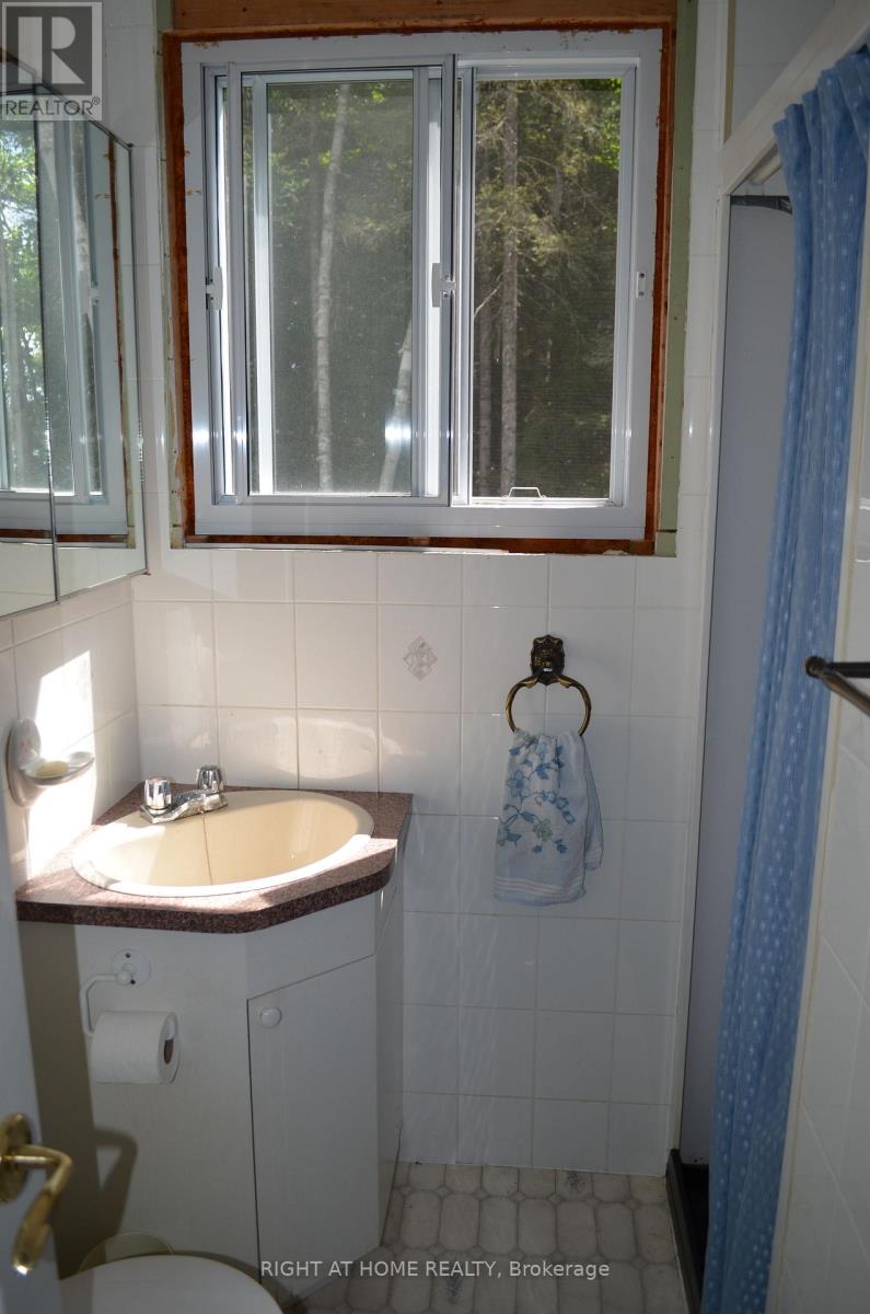 37 WILLARDS LANE - 10