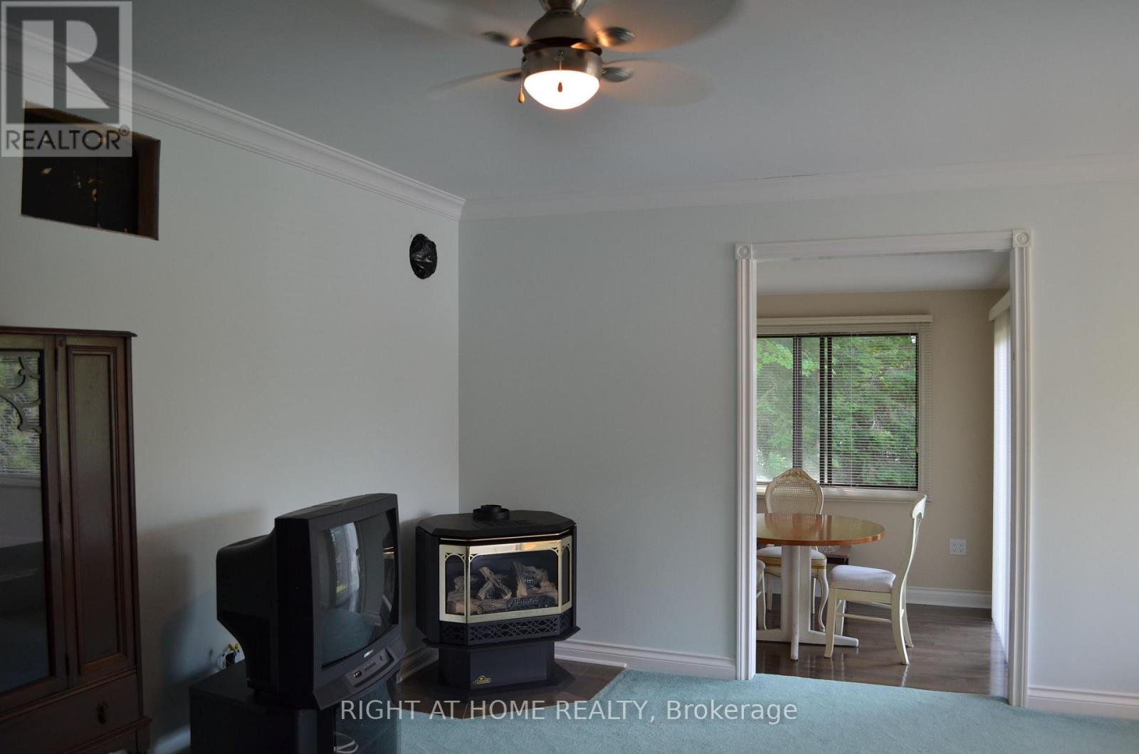 37 WILLARDS LANE - 20