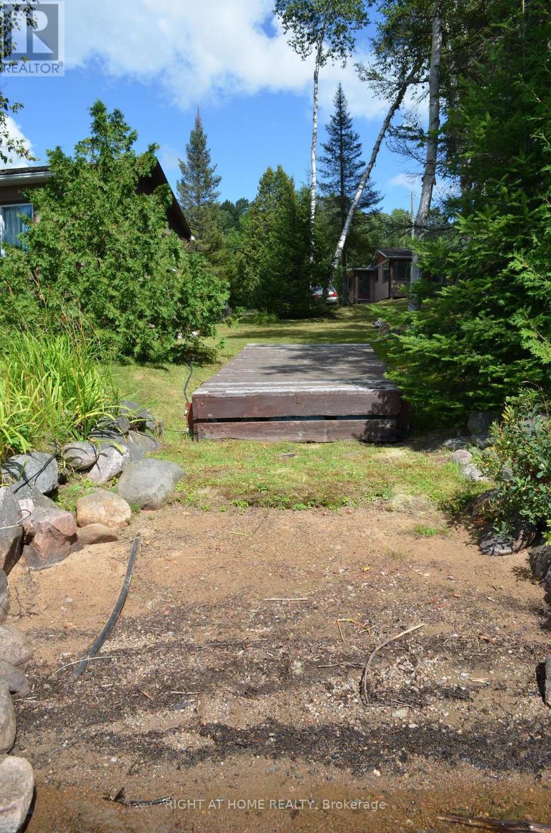 37 WILLARDS LANE - 22