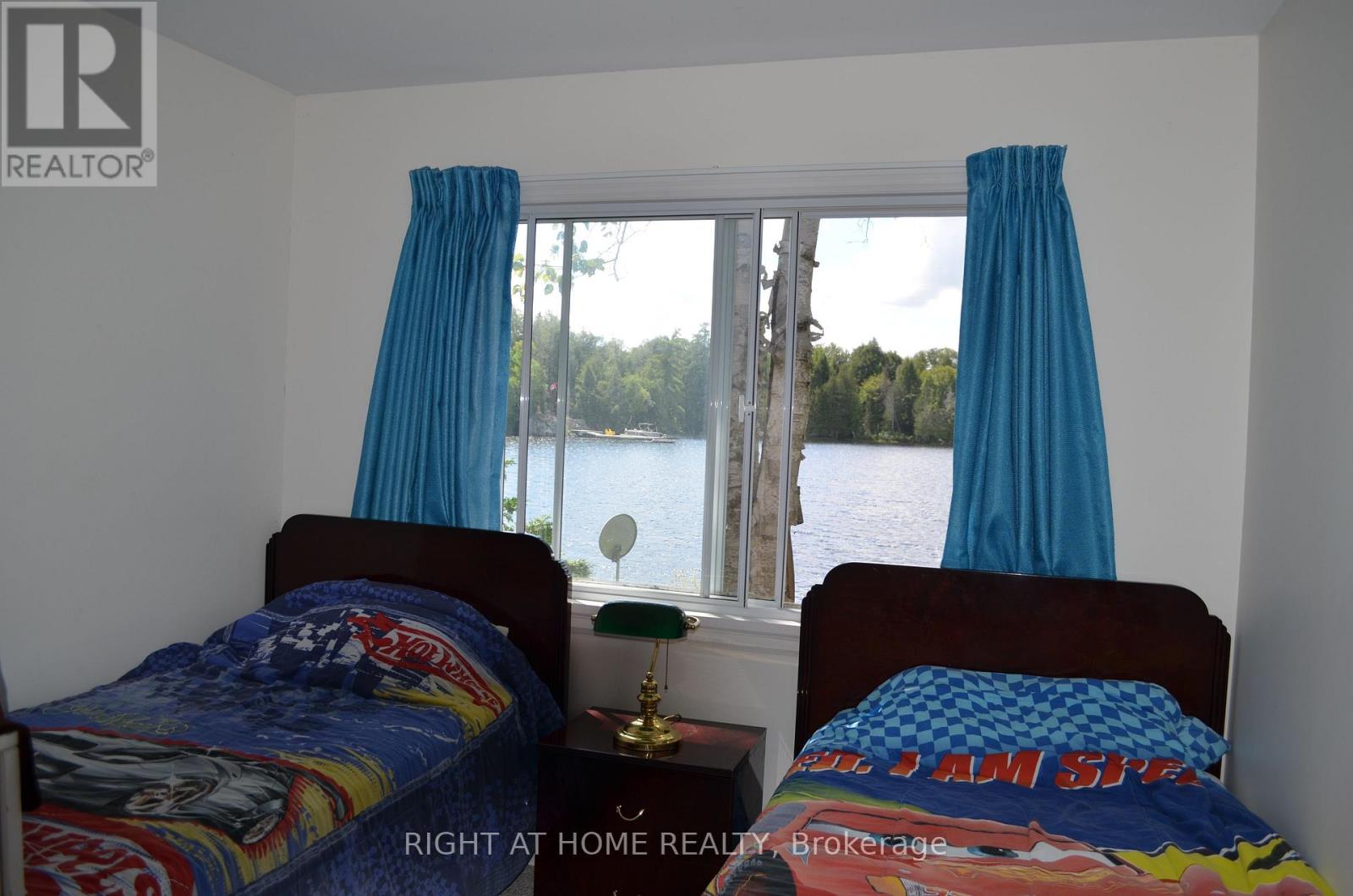 37 WILLARDS LANE - 9