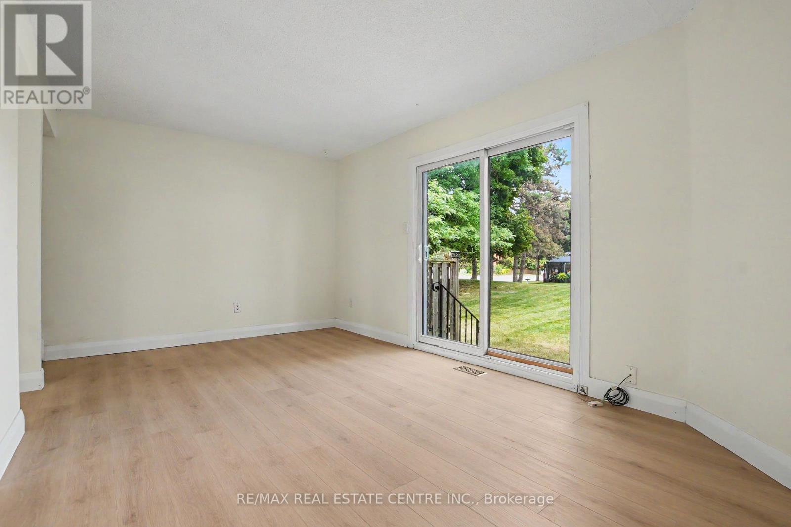 #42 17 QUAIL DRIVE - 12