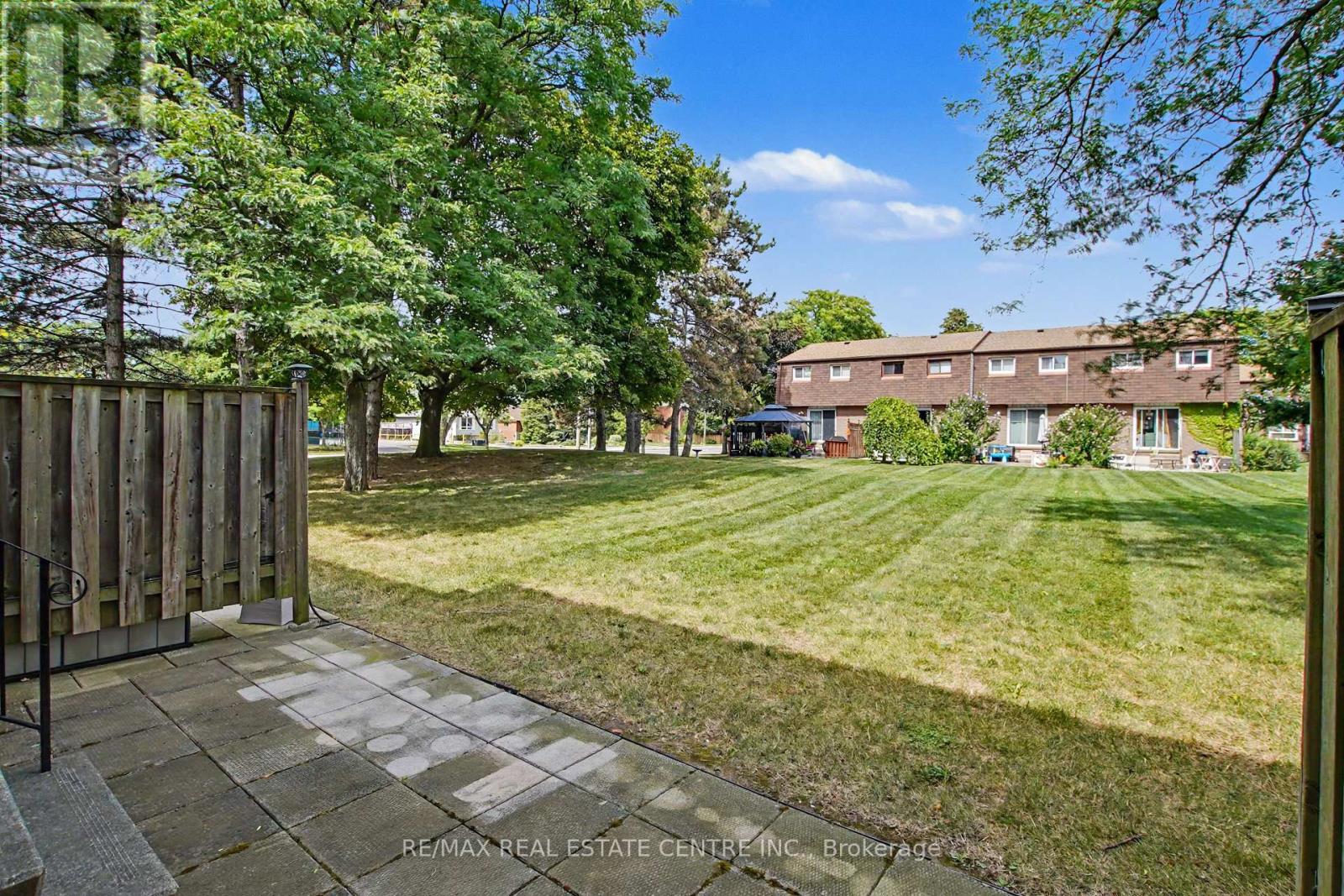 #42 17 QUAIL DRIVE - 28