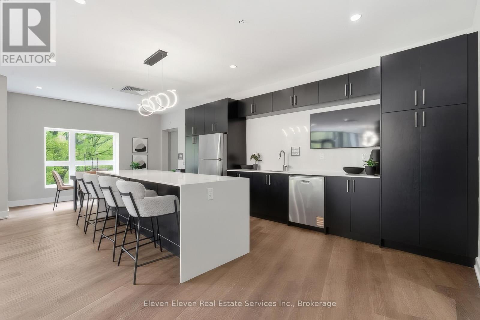 #119 1100 LACKNER PLACE - Image 34