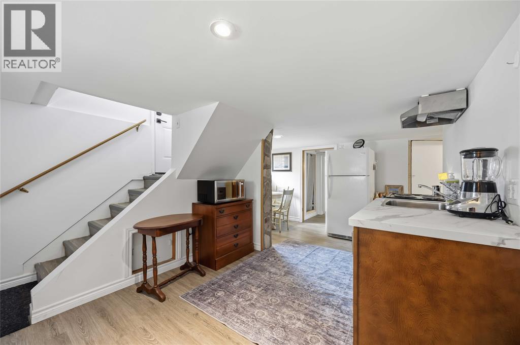 207 VICTORIA AVENUE East - Image 26