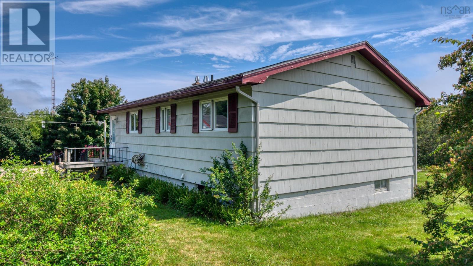 56 North Side Road - 31