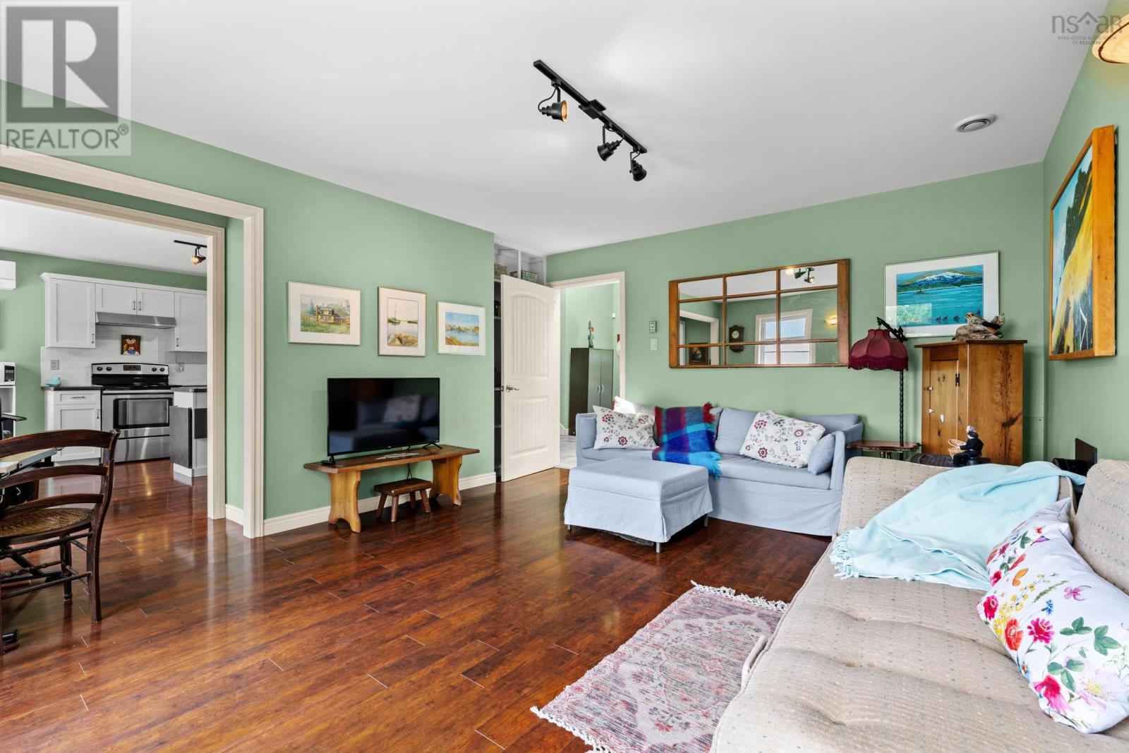30 Backman Road - Image 11