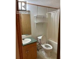 16 1 Street W, Faust, AB T0G0X0 Photo 10