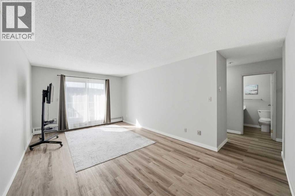 #305 19 Bennett Street - 12