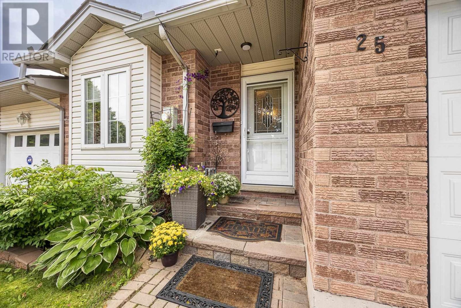 25 Village CT - 2