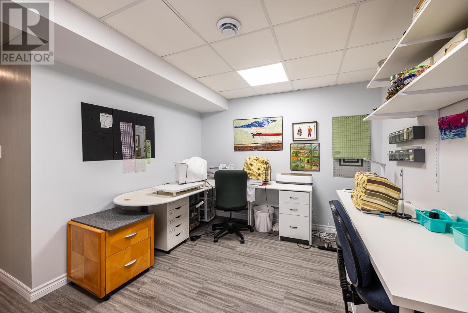25 Village CT - Image 33