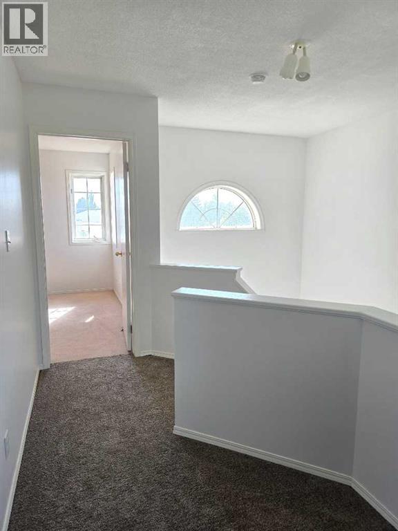 Listing photo – 47 Escott Close, Red Deer