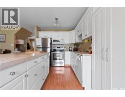 2274 Atkinson Street, Regina, SK S4N7R2 Photo 11