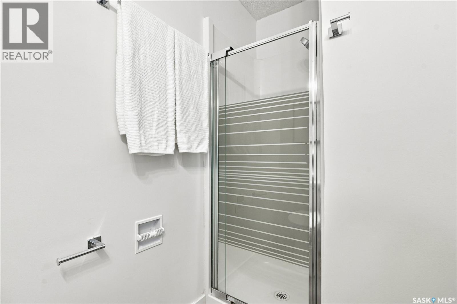 607 Lenore DRIVE - Image 25