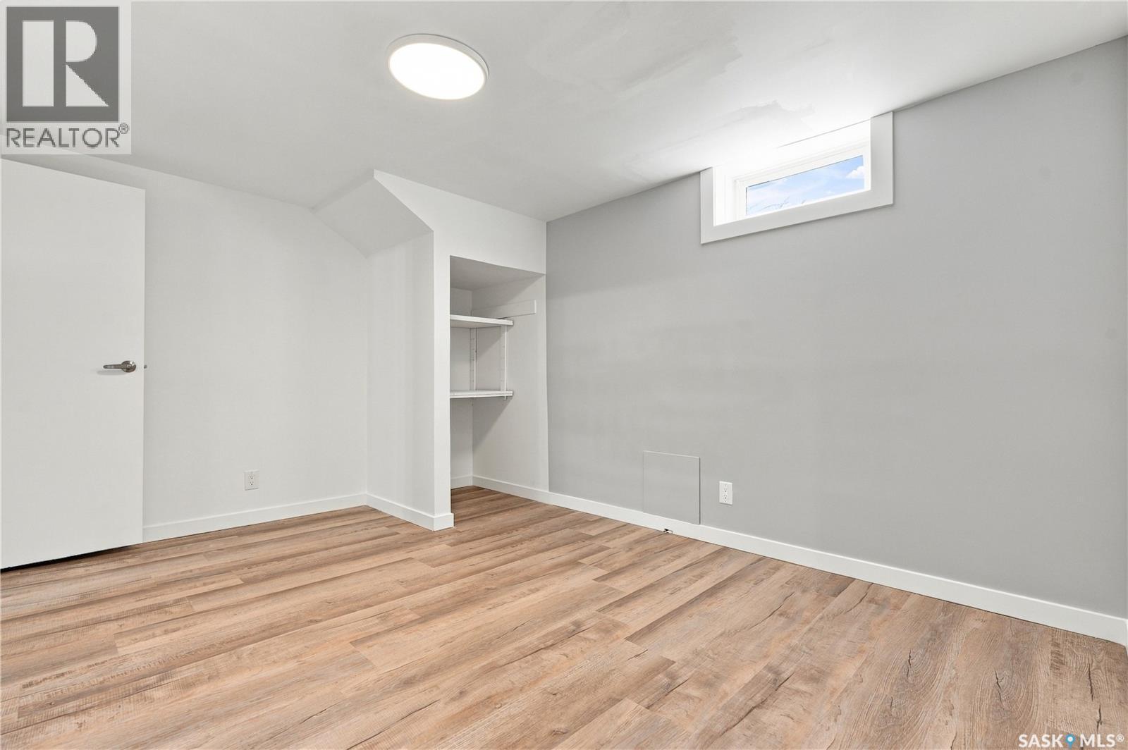 607 Lenore DRIVE - 31
