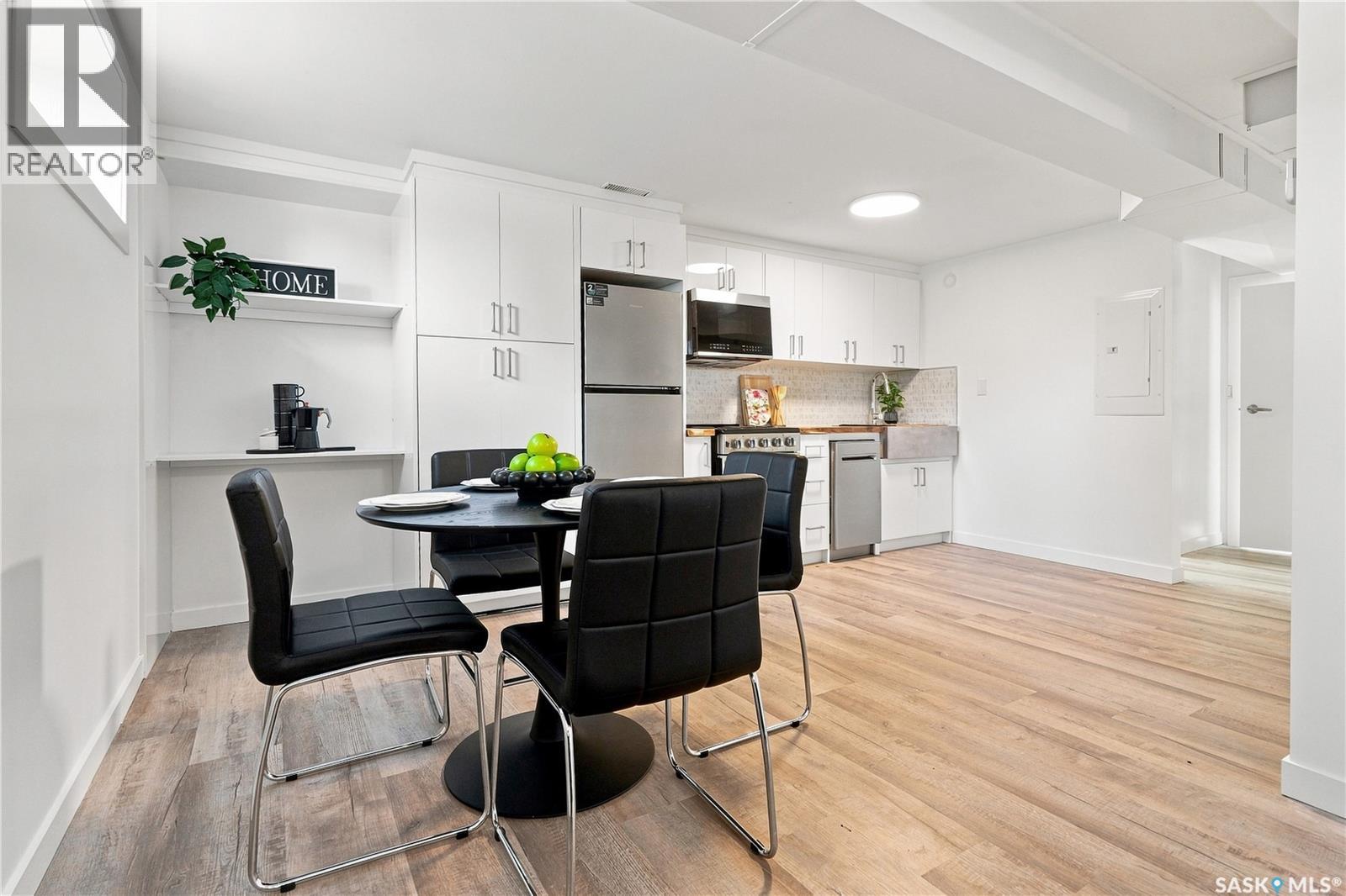 607 Lenore DRIVE - Image 35