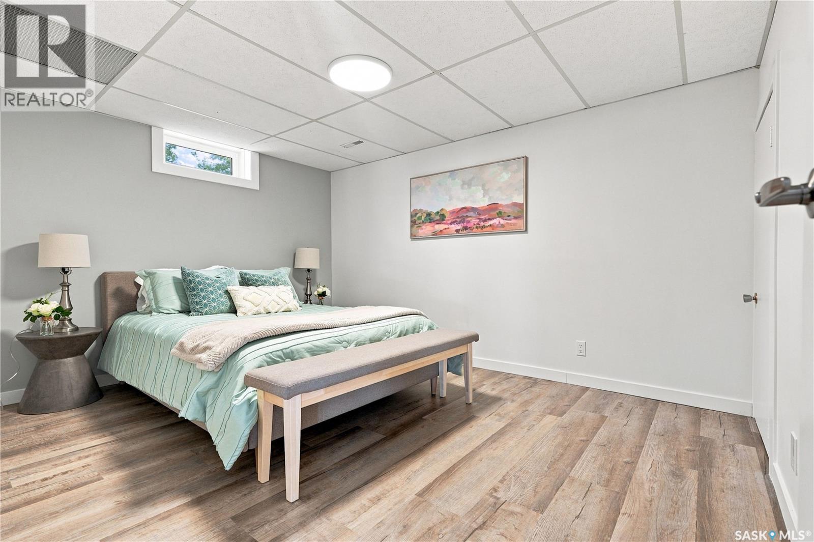 607 Lenore DRIVE - 38