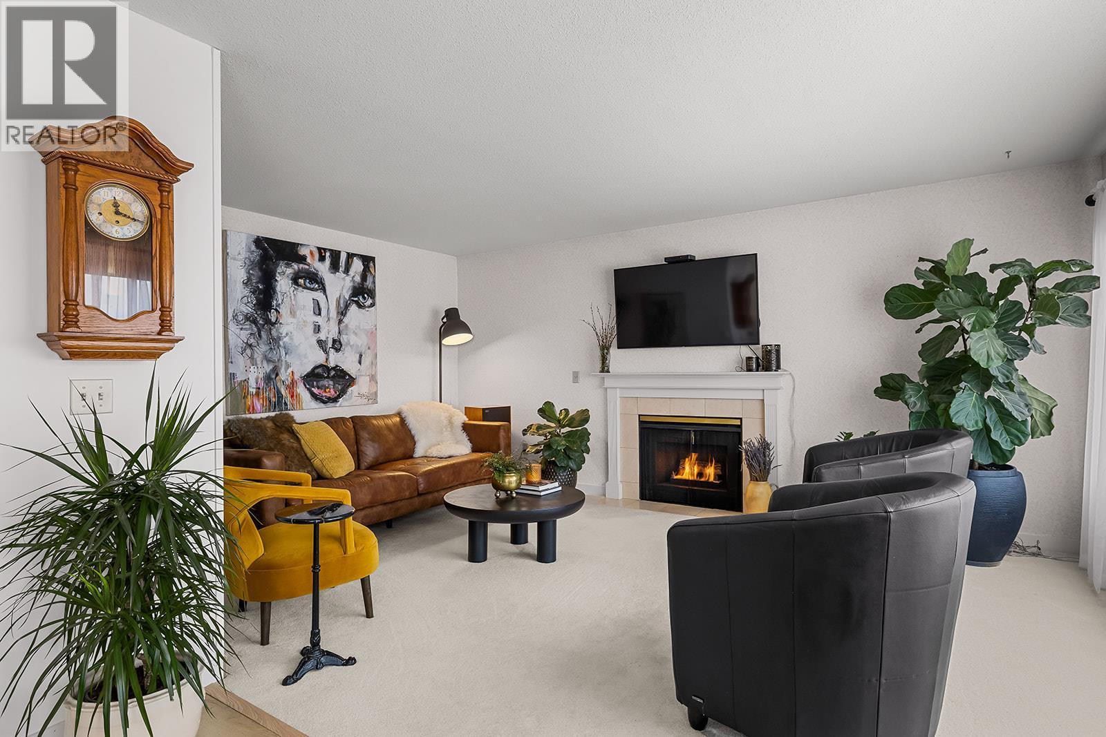 #166 1255 Raymer Avenue, Kelowna, British Columbia, V1W3S3, Kelowna, British Columbia — photo 4 of 5
