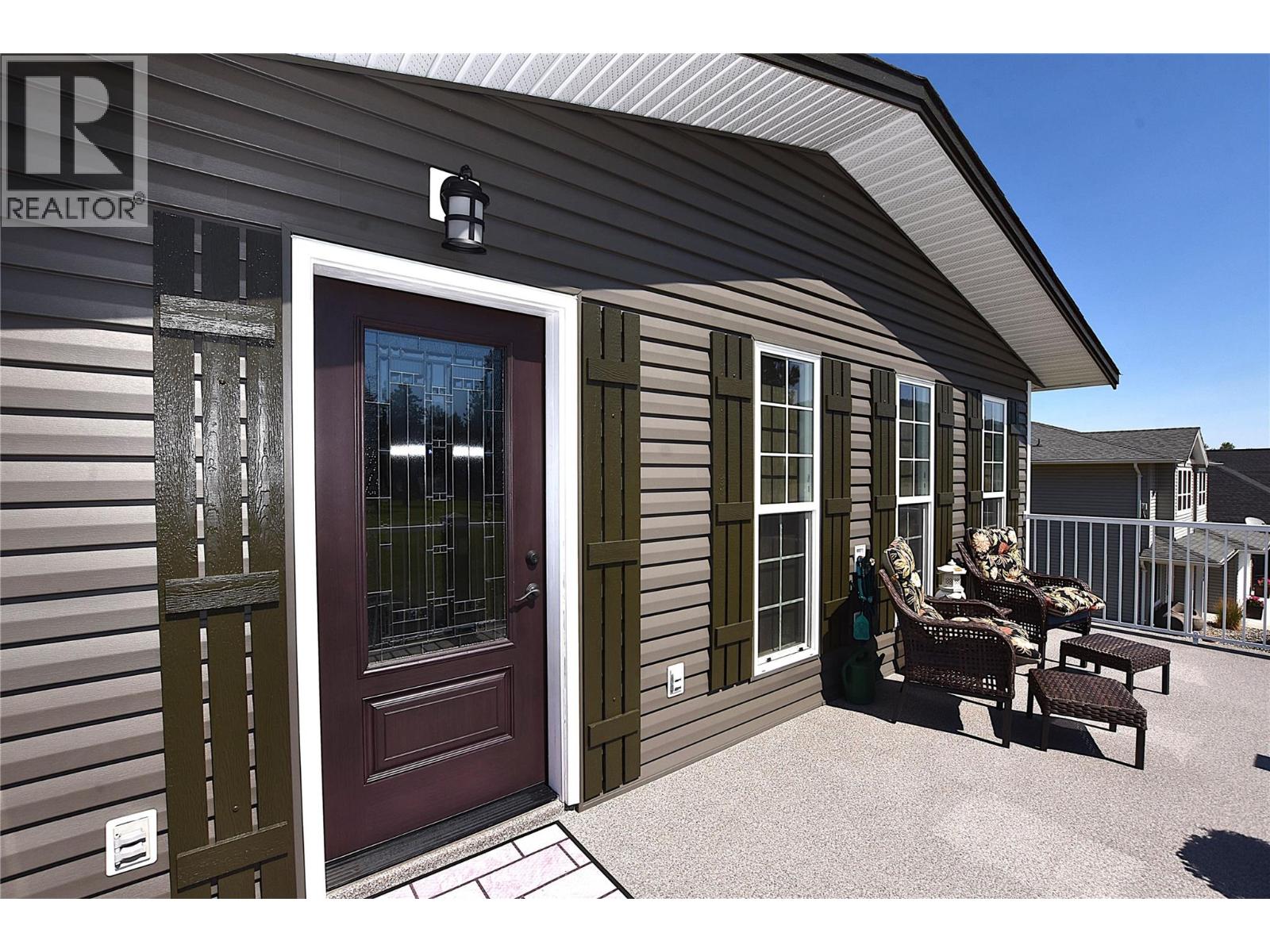535 Loon Avenue, Vernon